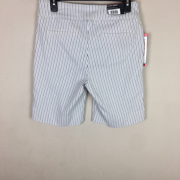 Hilary Radley striped Bermuda shorts blue & white - Picture 3 of 7